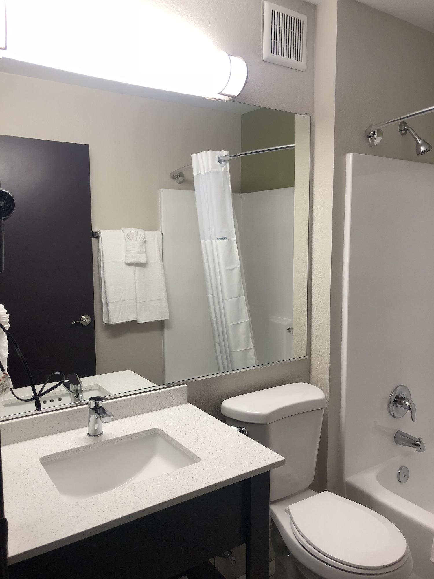 Baymont By Wyndham Phoenix I-10 Near 51St Ave Εξωτερικό φωτογραφία