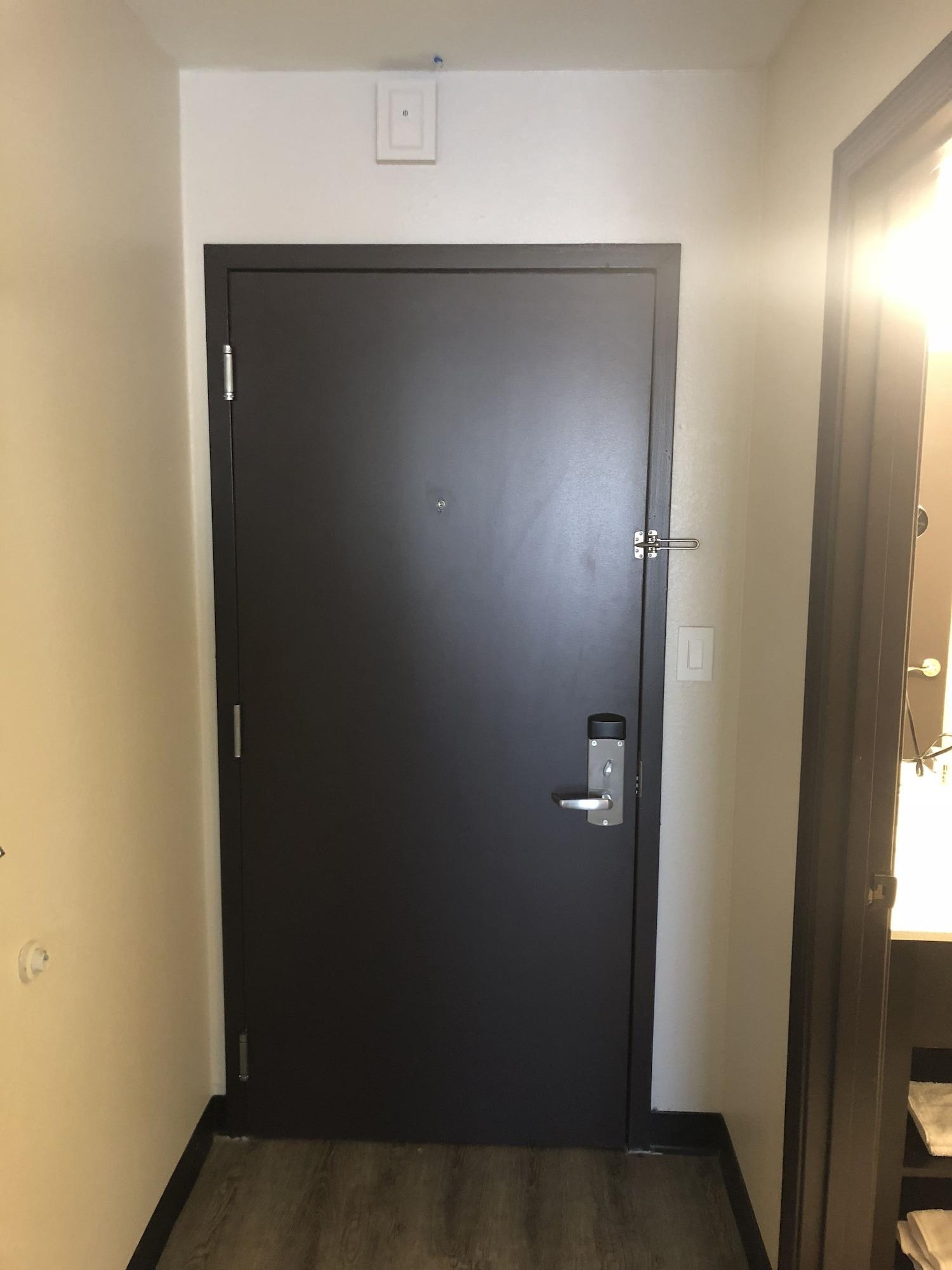Baymont By Wyndham Phoenix I-10 Near 51St Ave Εξωτερικό φωτογραφία