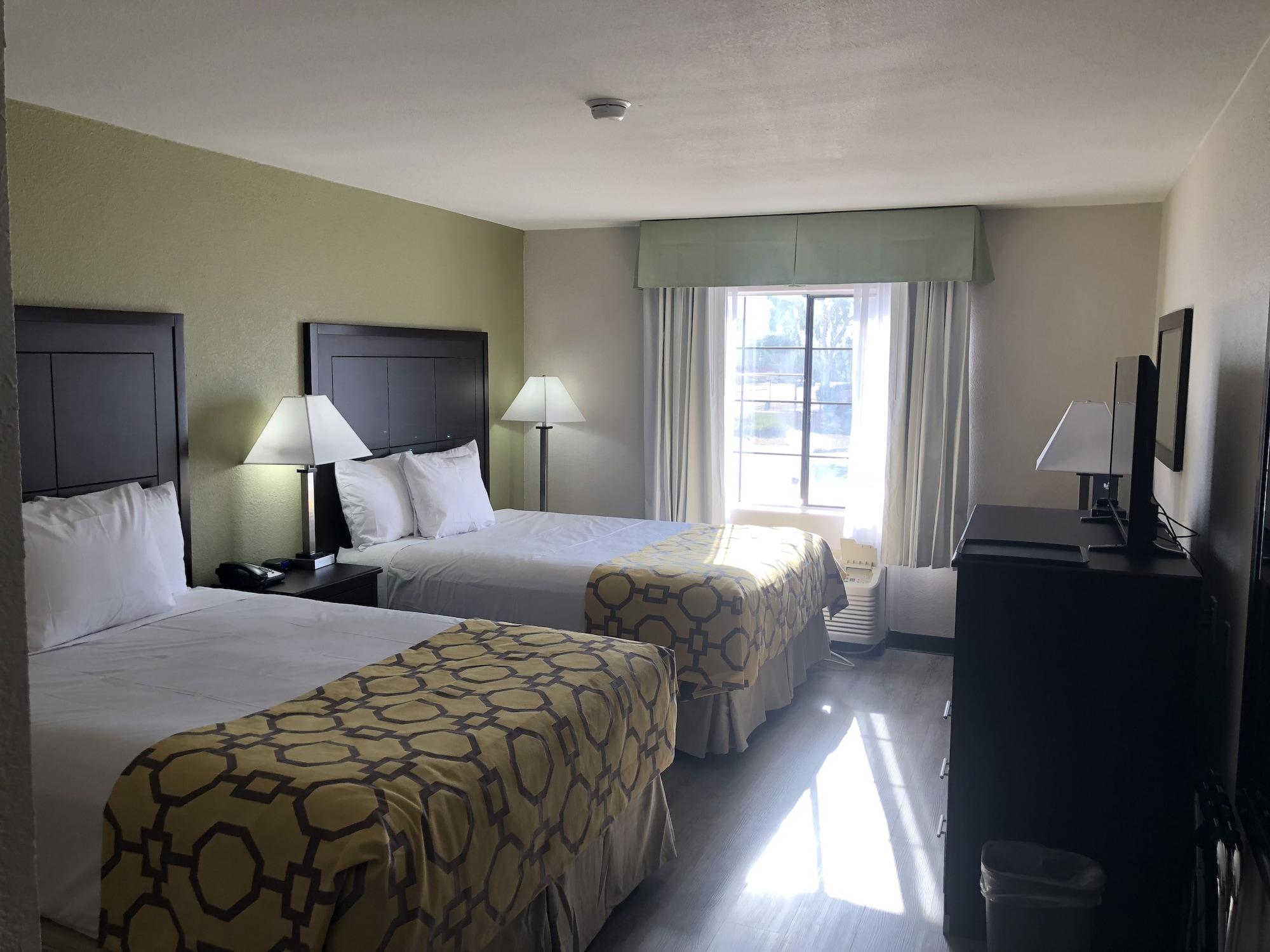 Baymont By Wyndham Phoenix I-10 Near 51St Ave Εξωτερικό φωτογραφία